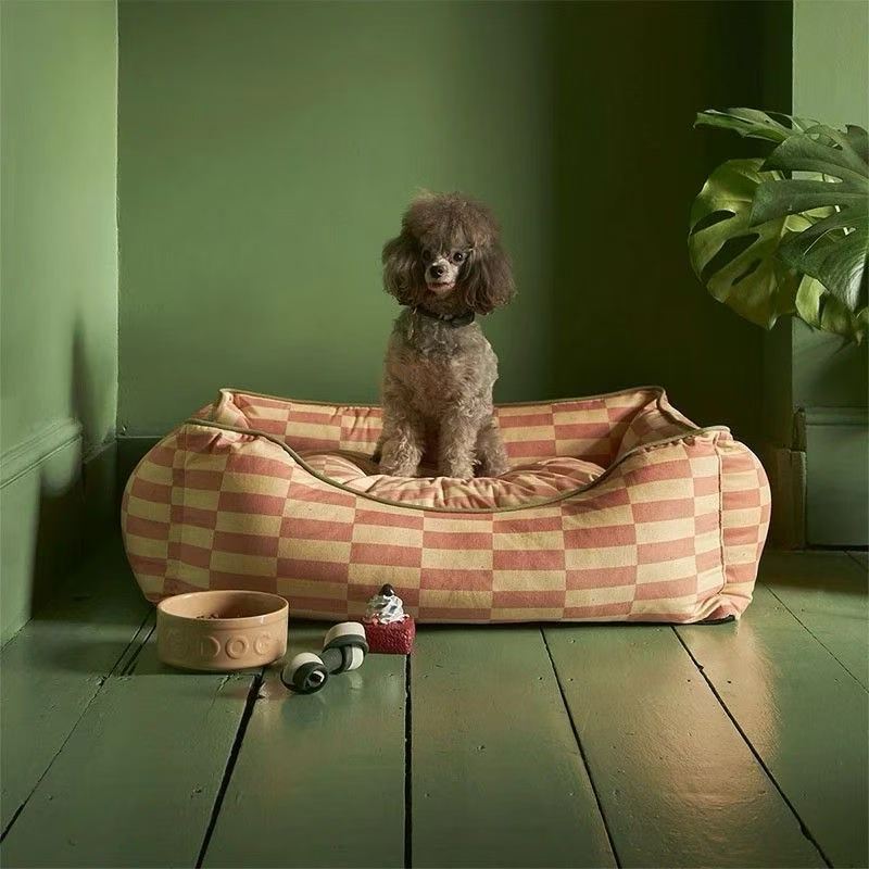 Soft Beds & Cushions